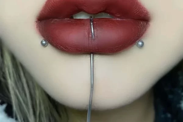 Piercings labiales en Madrid – Piercing Lounge (7)